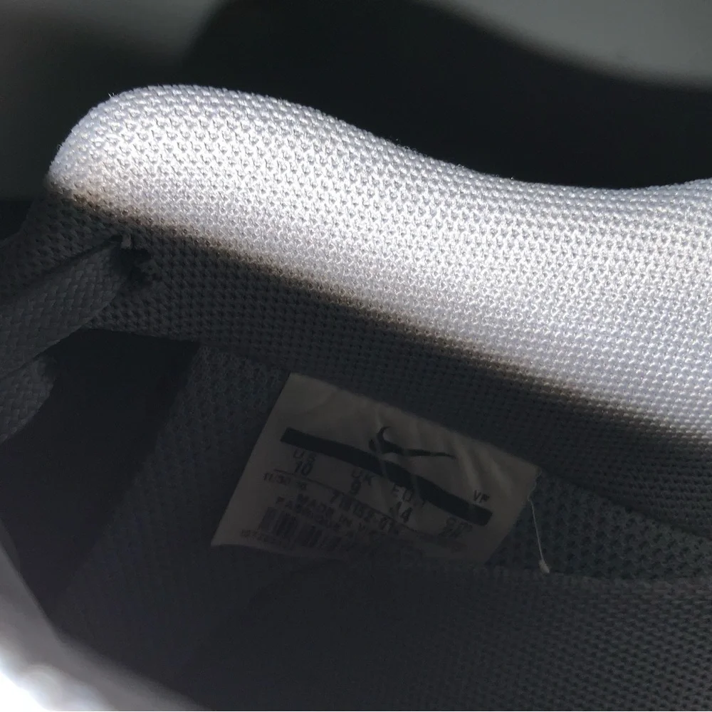 Nike Gray and Blue Athletic Shoes - Picture 4 of 5